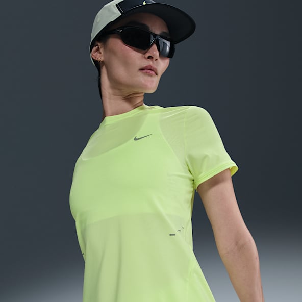 Nike ナイキ イエロー Tシャツ Sサイズ - メルカリ